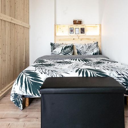 Апартаменты Studio Cocooning 2 Etoiles I Wifi I Clim I Plage 7Min A Pied Фрежюс Экстерьер фото